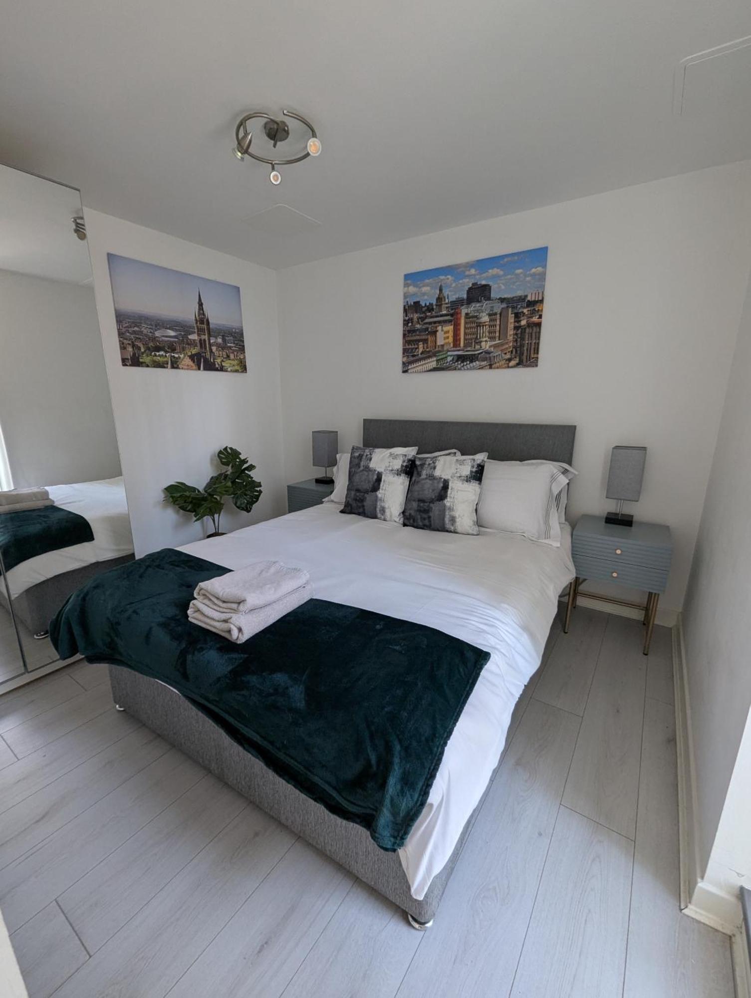 Glasgow City Centre Waterfront Apartment מראה חיצוני תמונה